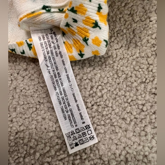 Zara sweater - Picture 3 of 3